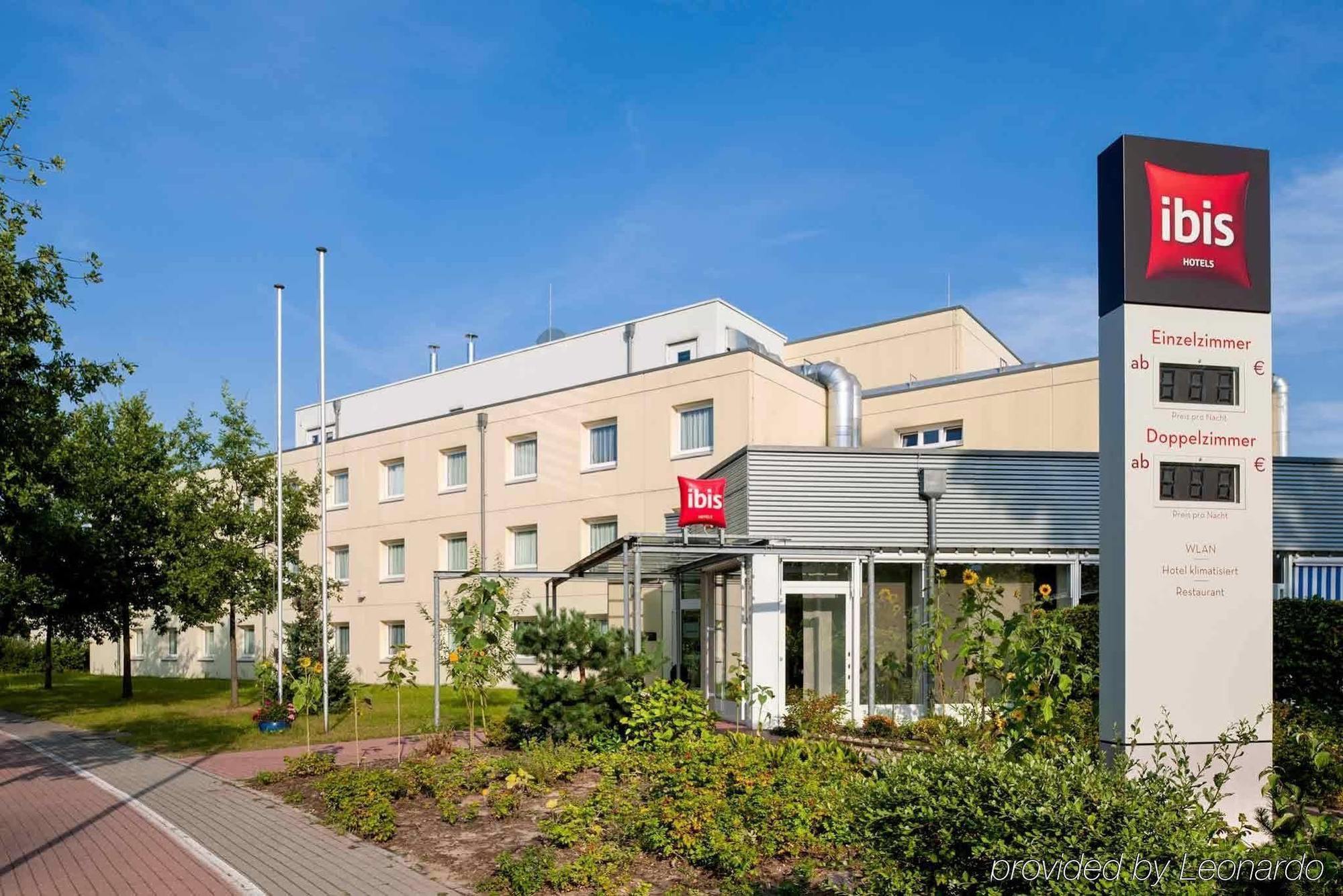 Ibis Berlin Dreilinden Hotel Kleinmachnow Exterior foto